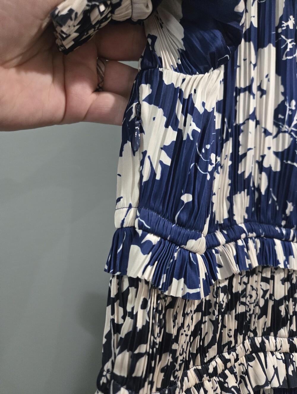 Polo Ralph Lauren Satin Pleated Floral Blue Midi Dress Size 10 - Picture 10 of 10